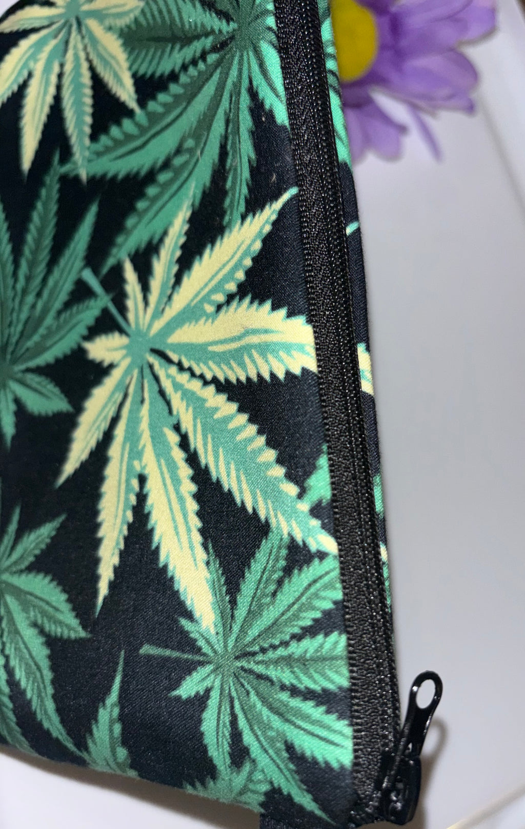 Leaf Travel Pouch