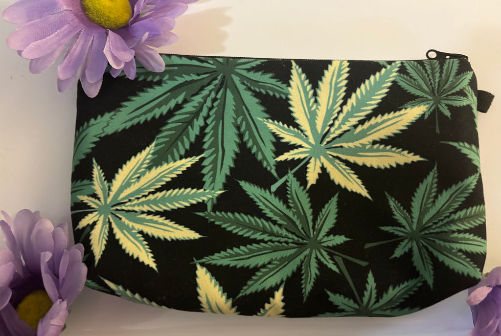 Leaf Travel Pouch